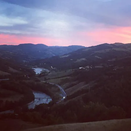 Glamping In Italy