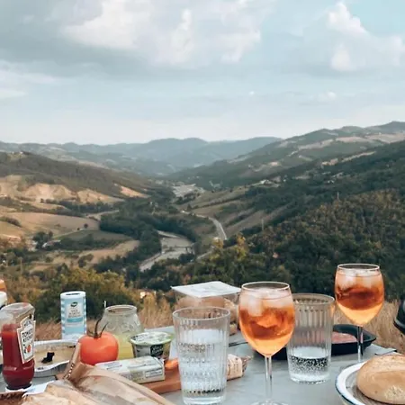 Glamping In Italy